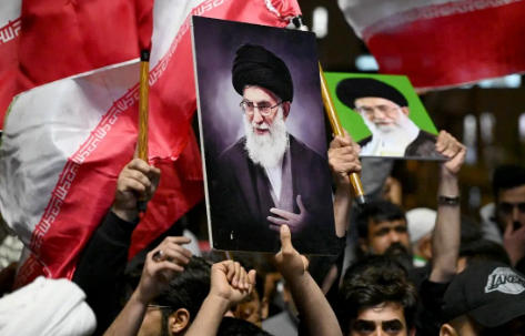 哈梅内伊遇害，失去核心伊朗还能挺多久？一组数据撕破美军无敌谎言！